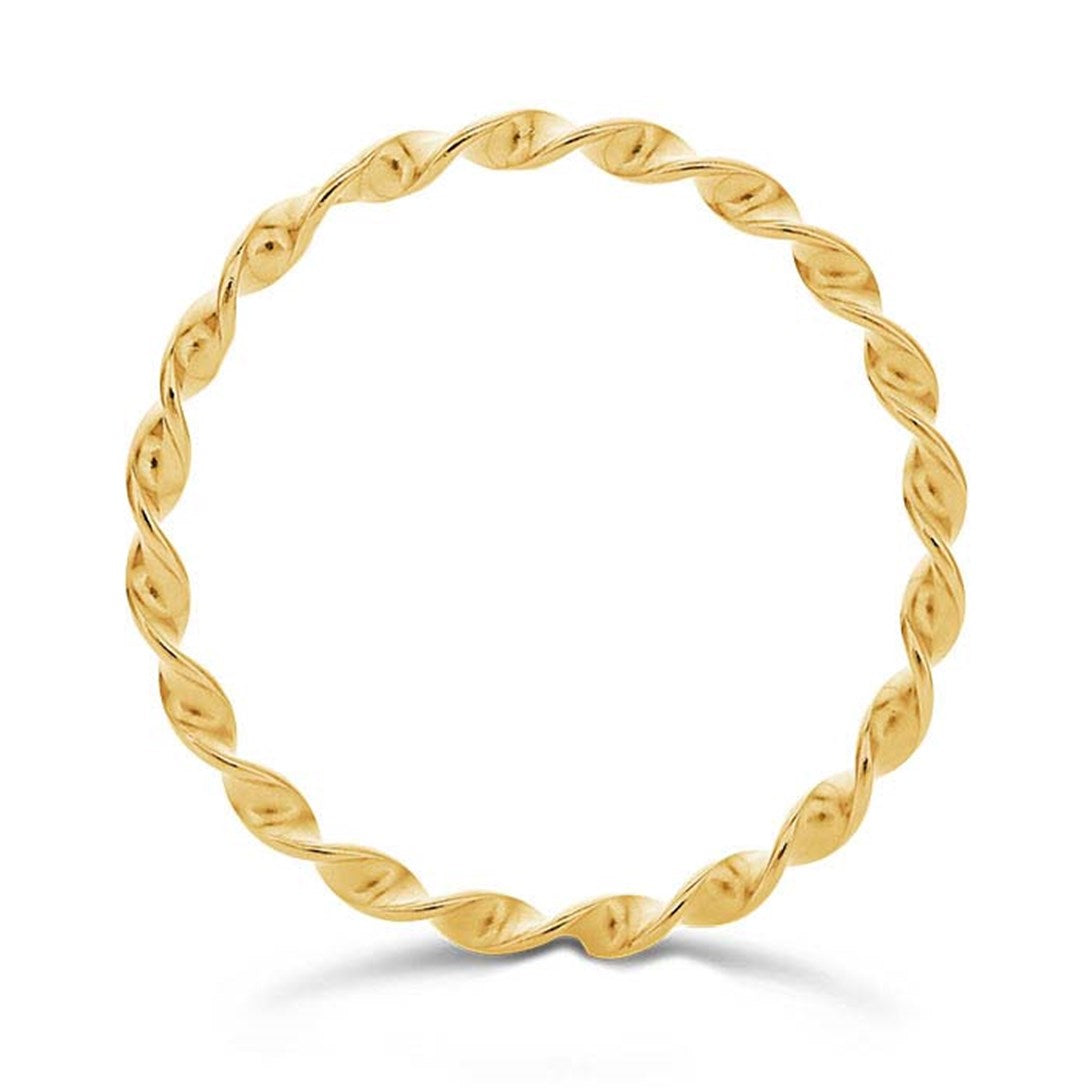 Twisted ring